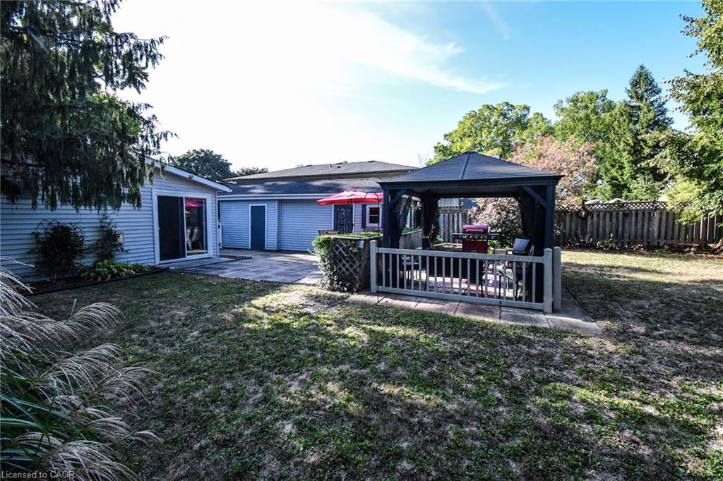 802 John Street, Dunnville, ON - Outdoor