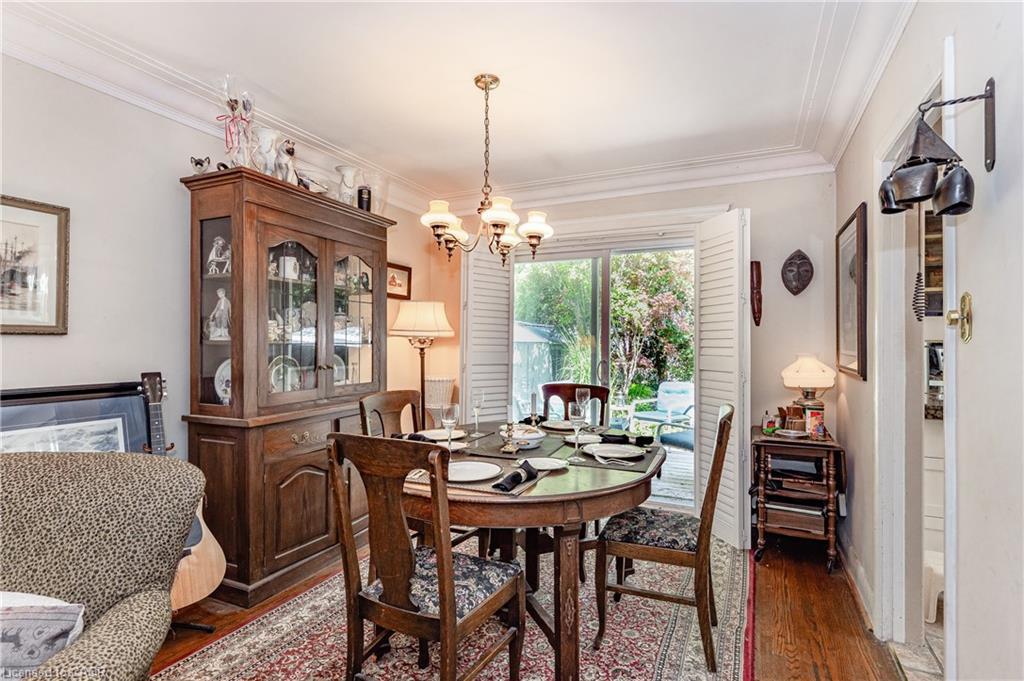 557 Stillwater Crescent, Burlington, ON - Indoor Photo Showing Dining Room