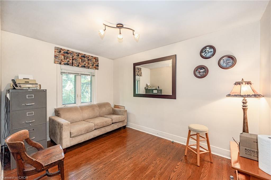 557 Stillwater Crescent, Burlington, ON - Indoor