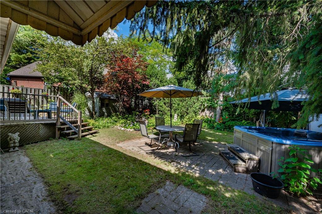 557 Stillwater Crescent, Burlington, ON - Outdoor With Deck Patio Veranda With Backyard