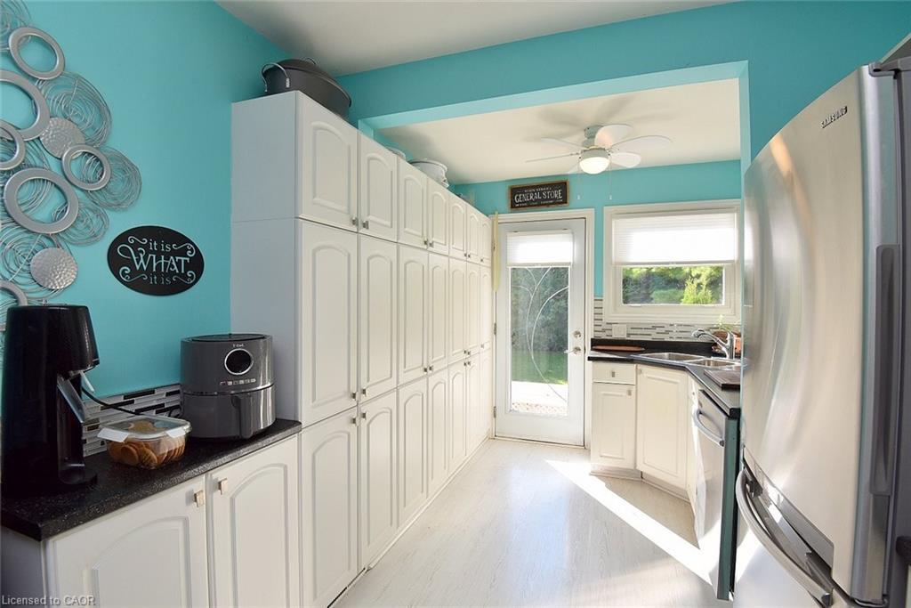 26 Heywood Avenue, St. Catharines, ON - Indoor