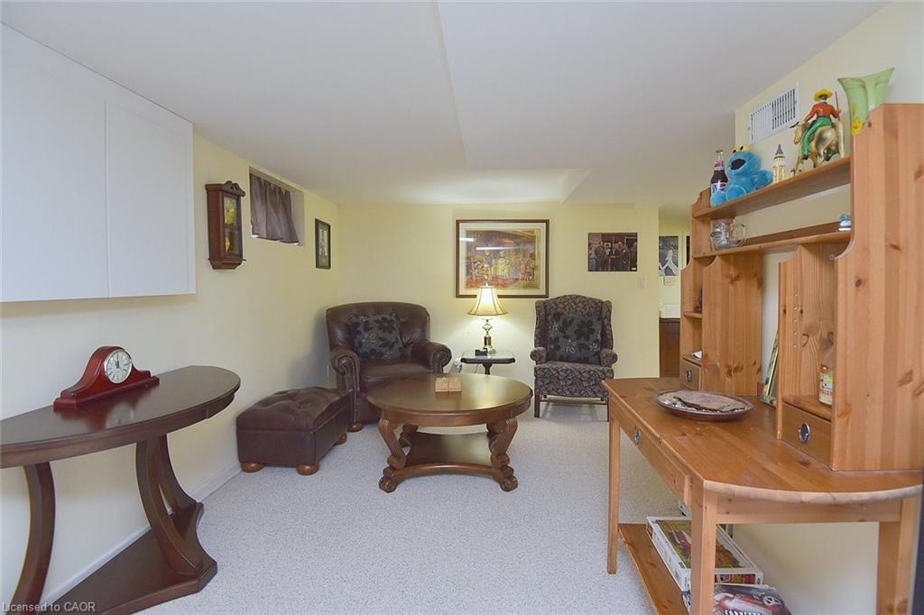 26 Heywood Avenue, St. Catharines, ON - Indoor