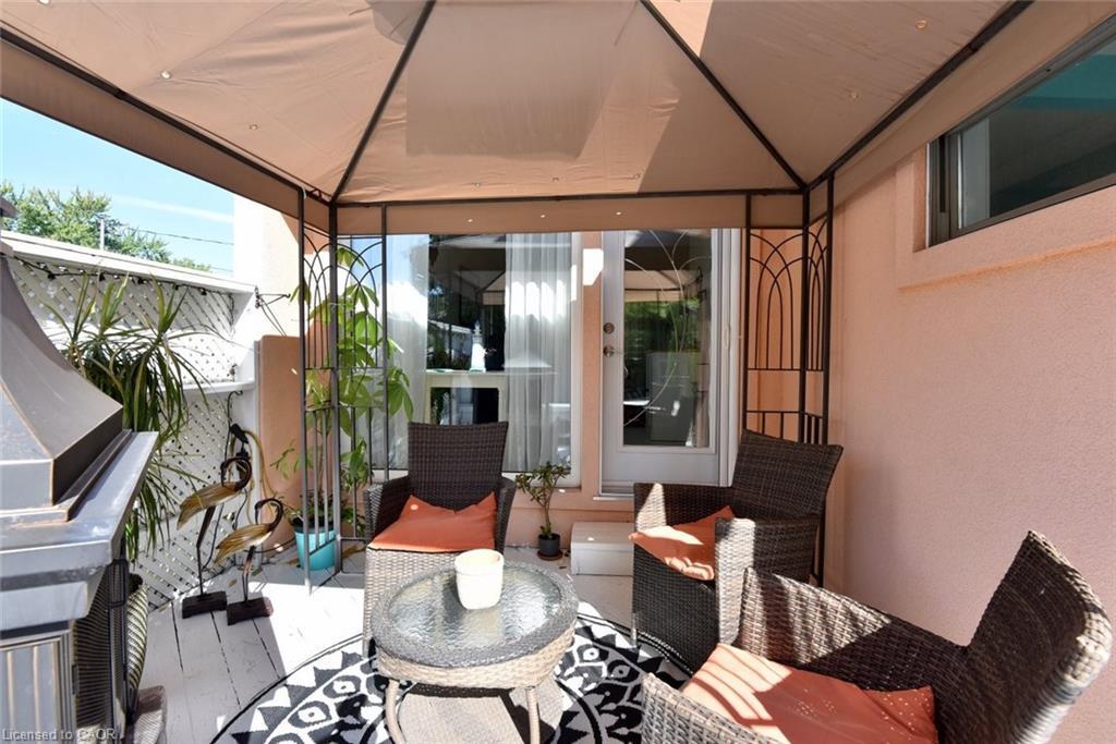 26 Heywood Avenue, St. Catharines, ON - With Deck Patio Veranda With Exterior