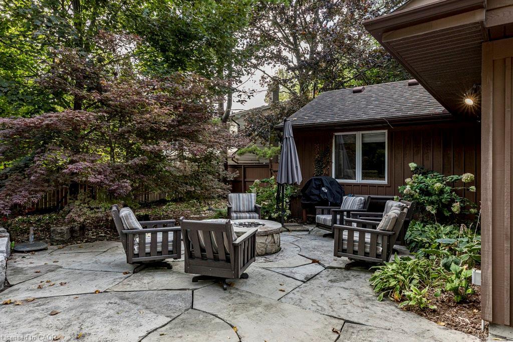 225 Shoreacres Road, Burlington, ON - Outdoor With Deck Patio Veranda