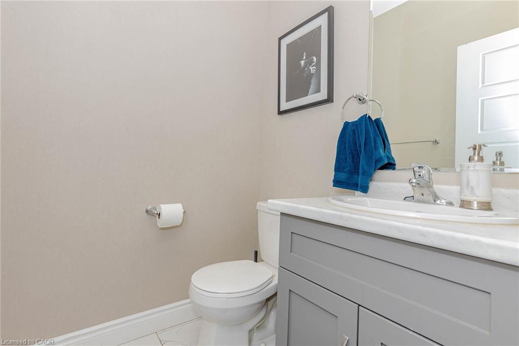 263 Wedgewood Drive, Woodstock, ON - Indoor Photo Showing Bathroom