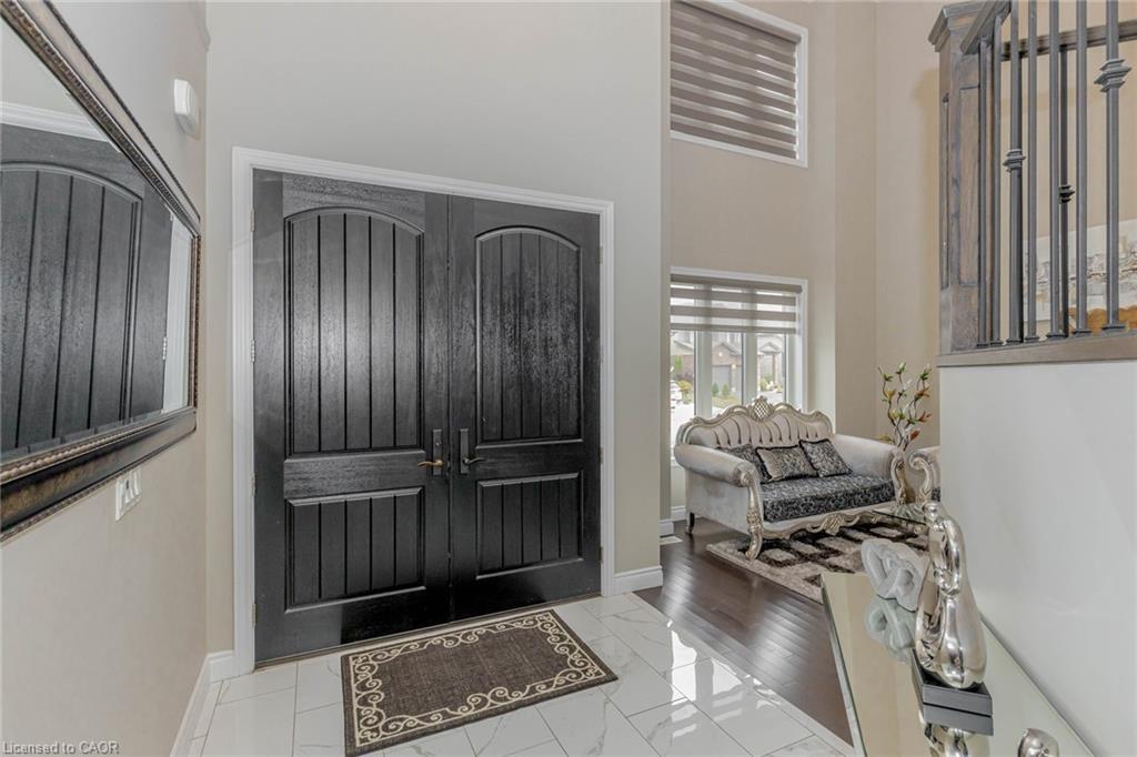 263 Wedgewood Drive, Woodstock, ON - Indoor Photo Showing Other Room