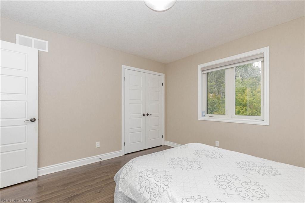 263 Wedgewood Drive, Woodstock, ON - Indoor Photo Showing Bedroom