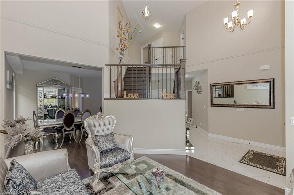 263 Wedgewood Drive, Woodstock, ON - Indoor