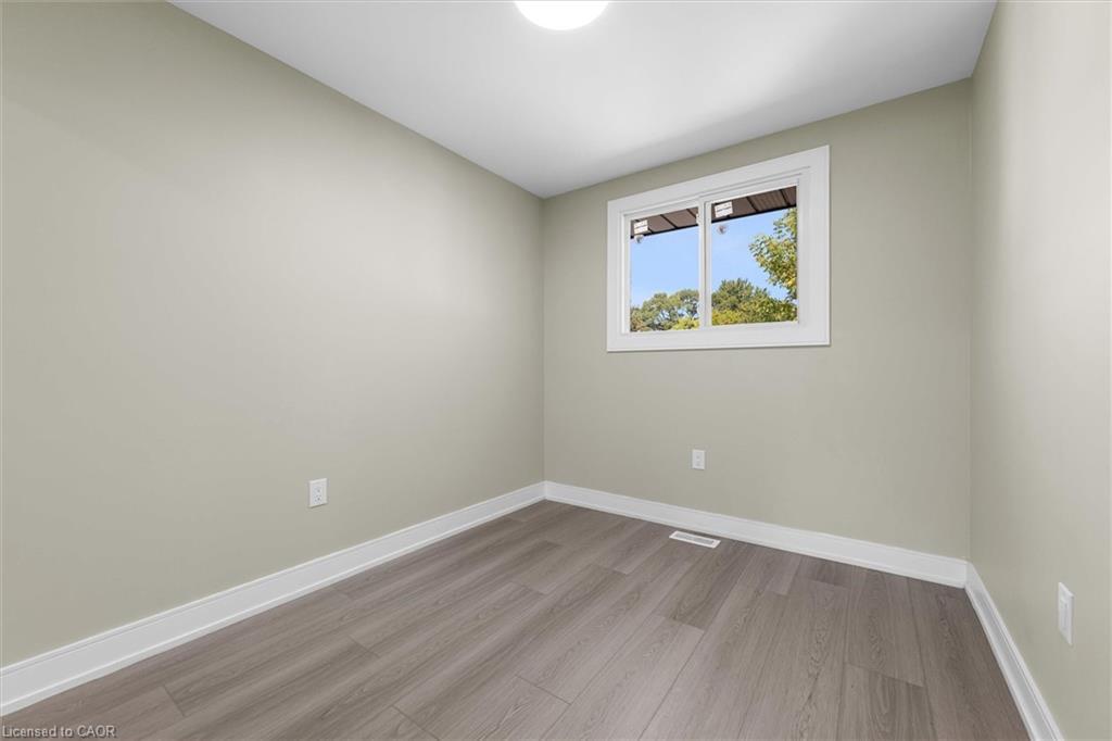 1965 Brampton Street, Hamilton, ON - Indoor Photo Showing Other Room