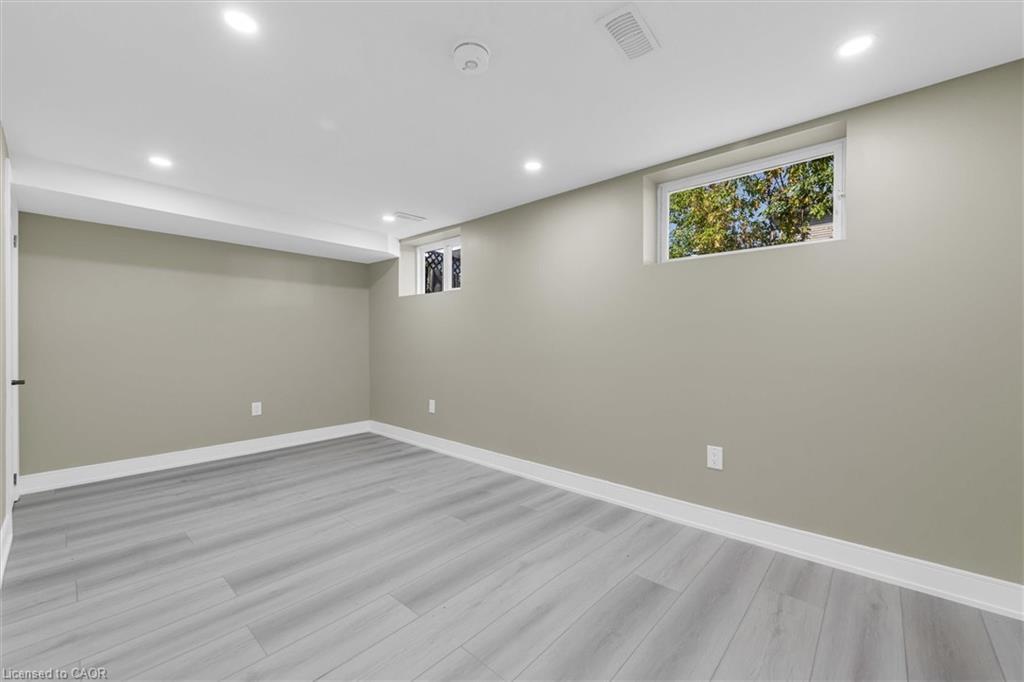 1965 Brampton Street, Hamilton, ON - Indoor