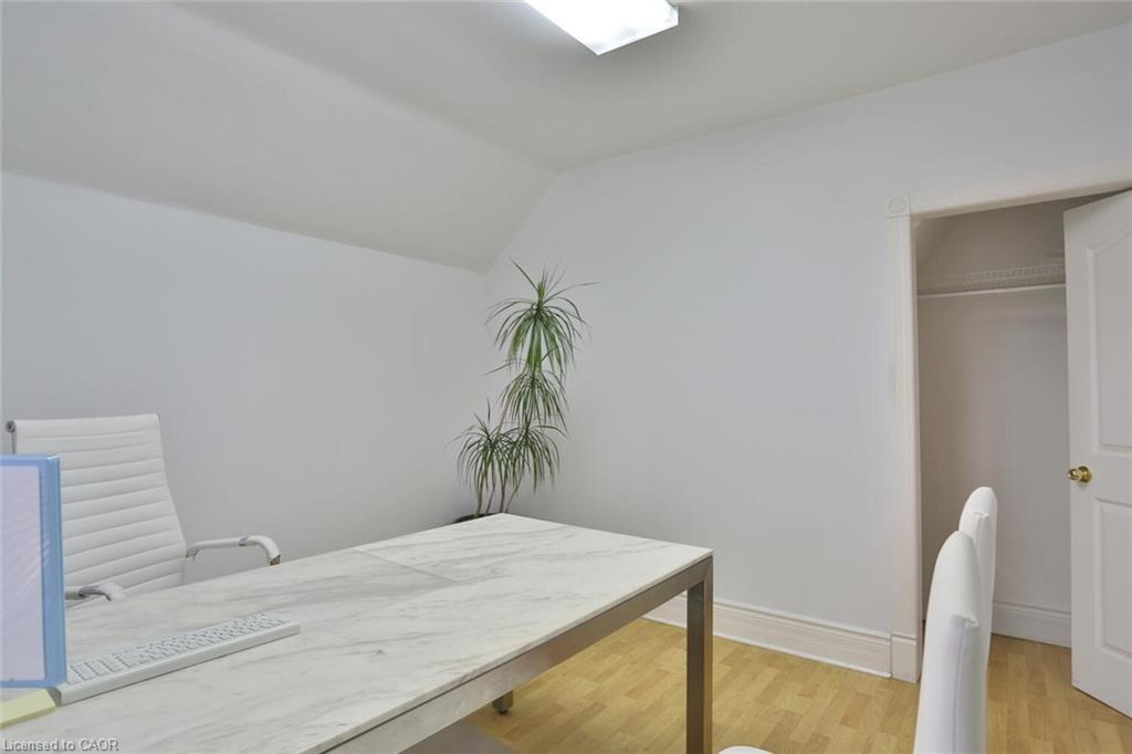 127 Duke Street E, Kitchener, ON - Indoor