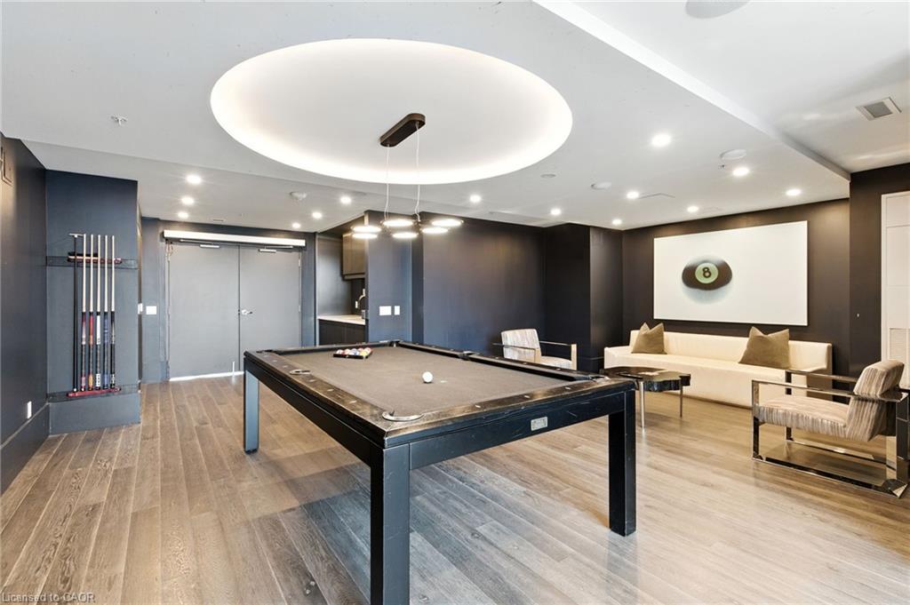 803-16 Concord Place, Grimsby, ON - Indoor Photo Showing Other Room