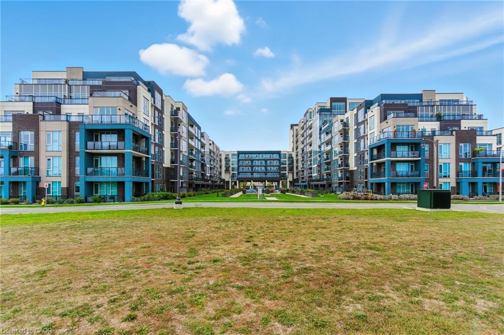 803-16 Concord Place, Grimsby, ON - Outdoor With Balcony With Facade