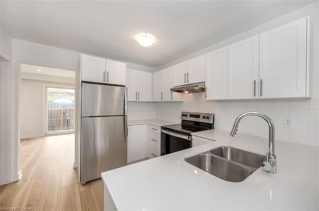 73 Woodman Drive N, Hamilton, ON - Indoor Photo Showing Kitchen With Stainless Steel Kitchen With Double Sink With Upgraded Kitchen
