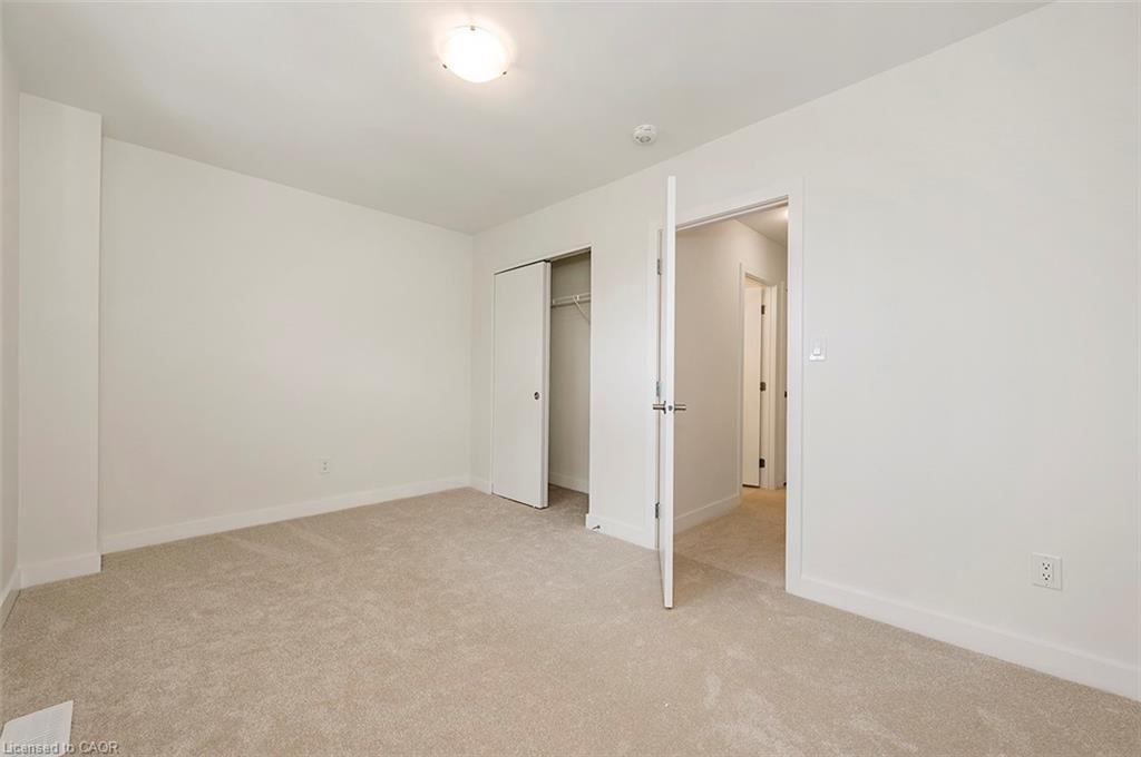 73 Woodman Drive N, Hamilton, ON - Indoor Photo Showing Other Room