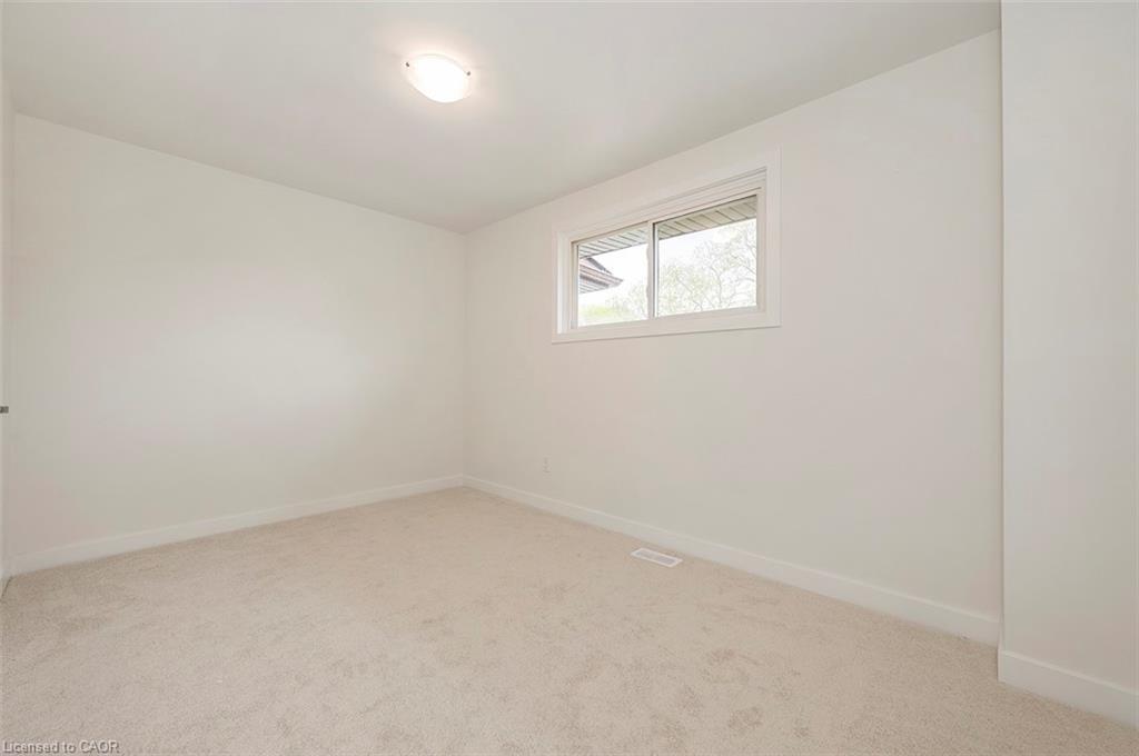 73 Woodman Drive N, Hamilton, ON - Indoor Photo Showing Other Room