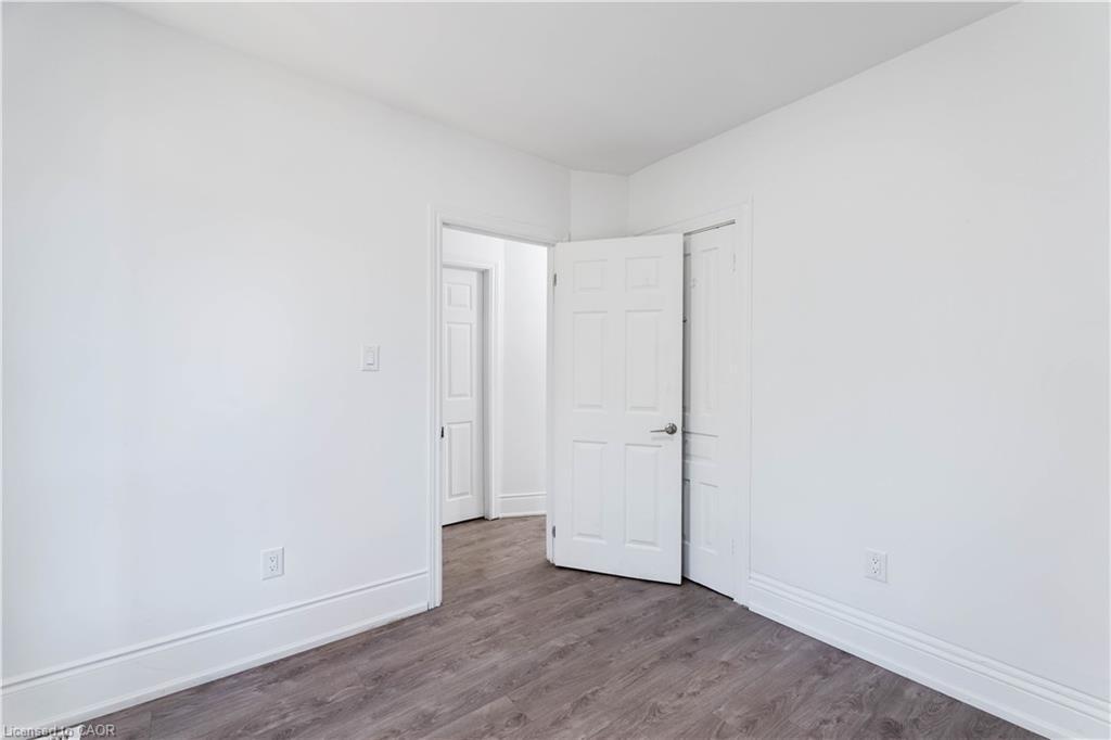 3-110 Myrtle Avenue, Hamilton, ON - Indoor Photo Showing Other Room