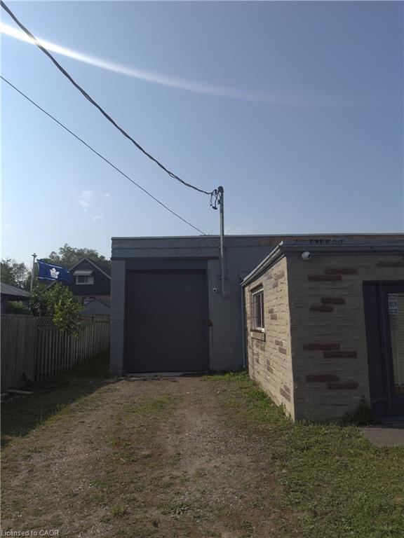 8 Munch Avenue, Cambridge, ON