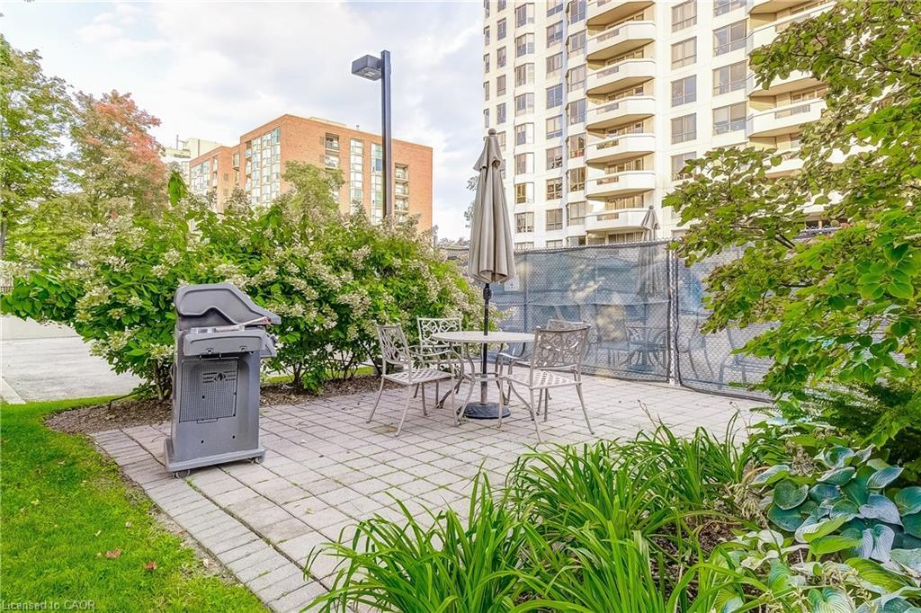 809-1201 North Shore Boulevard E, Burlington, ON - Outdoor With Balcony