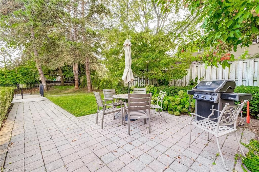 809-1201 North Shore Boulevard E, Burlington, ON - Outdoor With Deck Patio Veranda