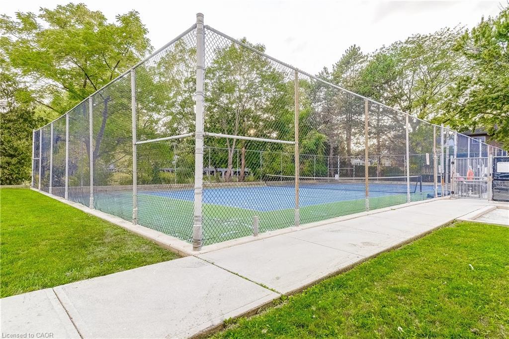 809-1201 North Shore Boulevard E, Burlington, ON - Outdoor