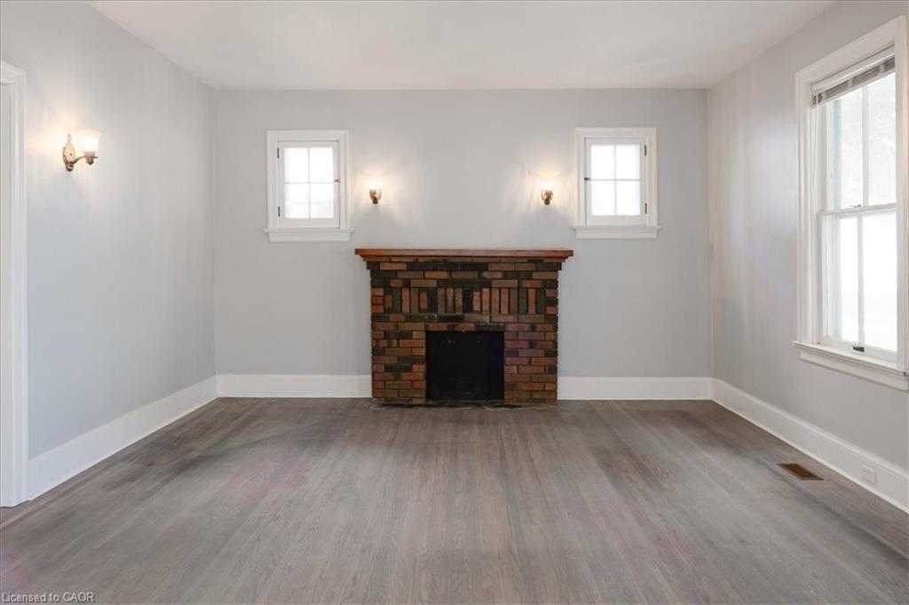 136 Robinson Street, Simcoe, ON - Indoor Photo Showing Other Room With Fireplace