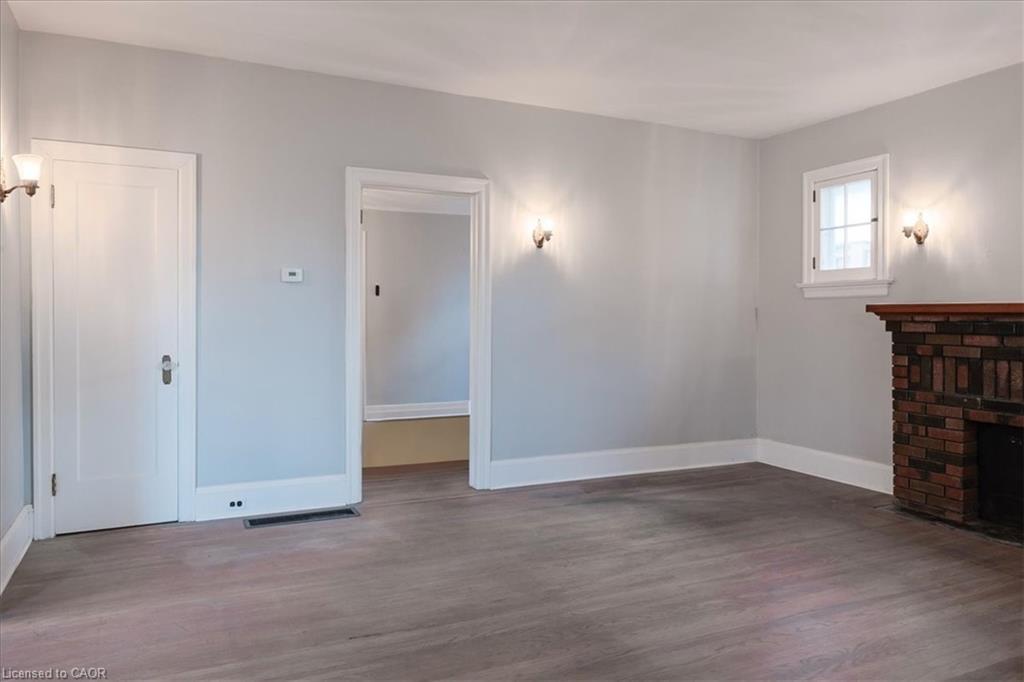 136 Robinson Street, Simcoe, ON - Indoor Photo Showing Other Room