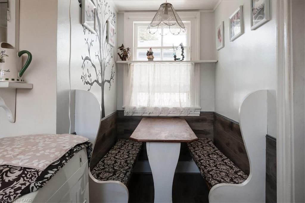 136 Robinson Street, Simcoe, ON - Indoor