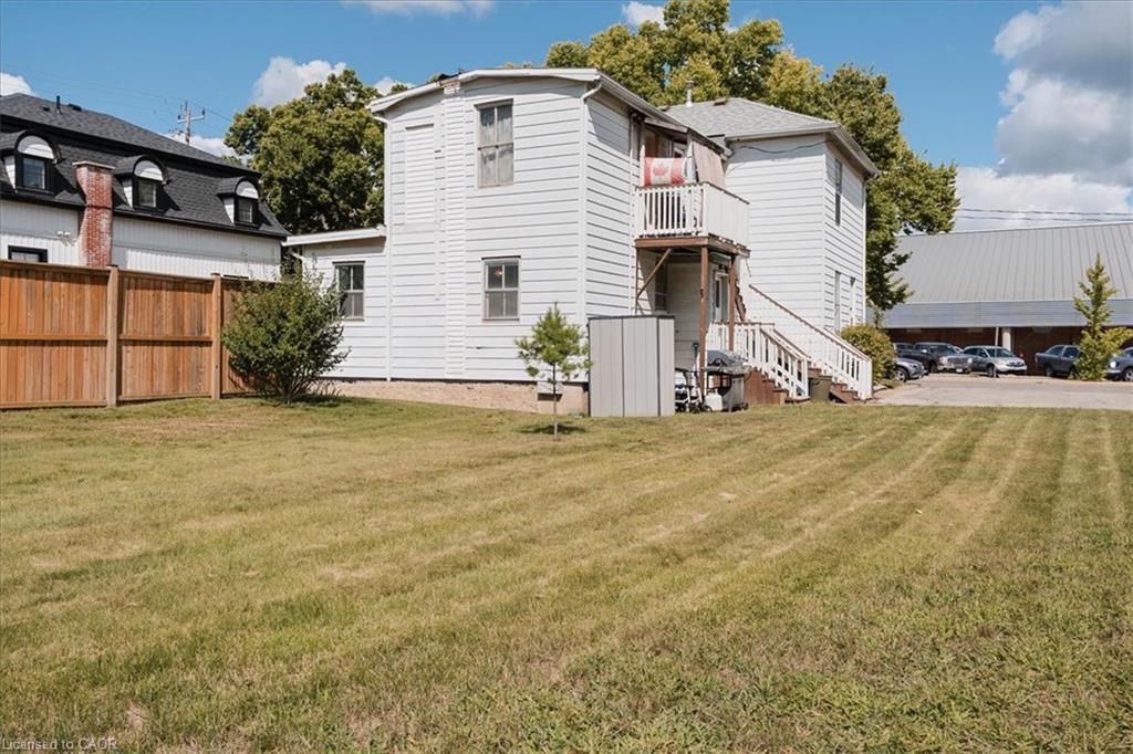 136 Robinson Street, Simcoe, ON - Outdoor