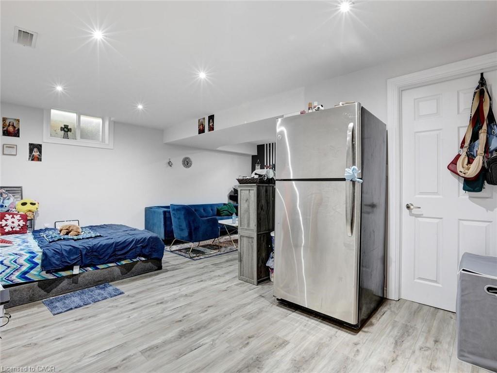 209 Briarmeadow Drive, Kitchener, ON - Indoor