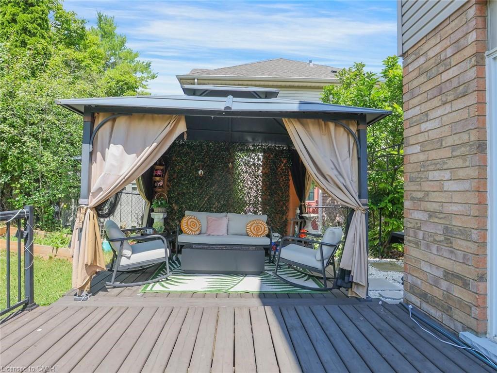 209 Briarmeadow Drive, Kitchener, ON - Outdoor With Deck Patio Veranda With Exterior