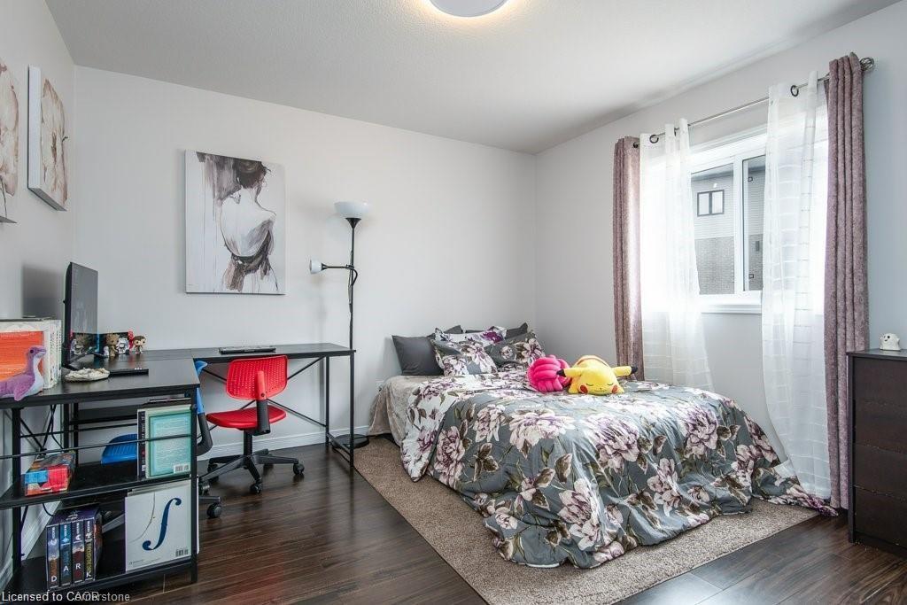 573 Sundew Drive, Waterloo, ON - Indoor Photo Showing Bedroom