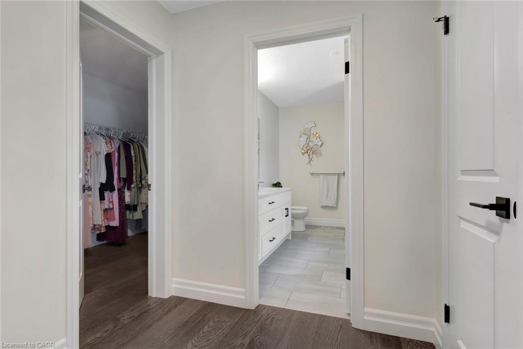 909 Dunnigan Court, Kitchener, ON - Indoor Photo Showing Other Room