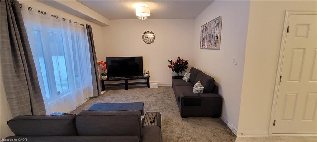 12 Mitchell Avenue, Collingwood, ON - Indoor Photo Showing Other Room