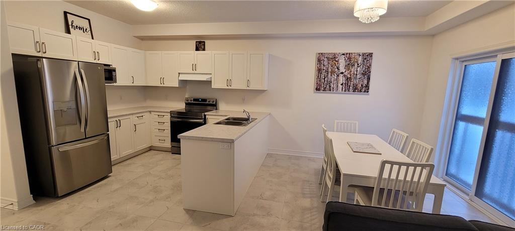 12 Mitchell Avenue, Collingwood, ON - Indoor Photo Showing Kitchen