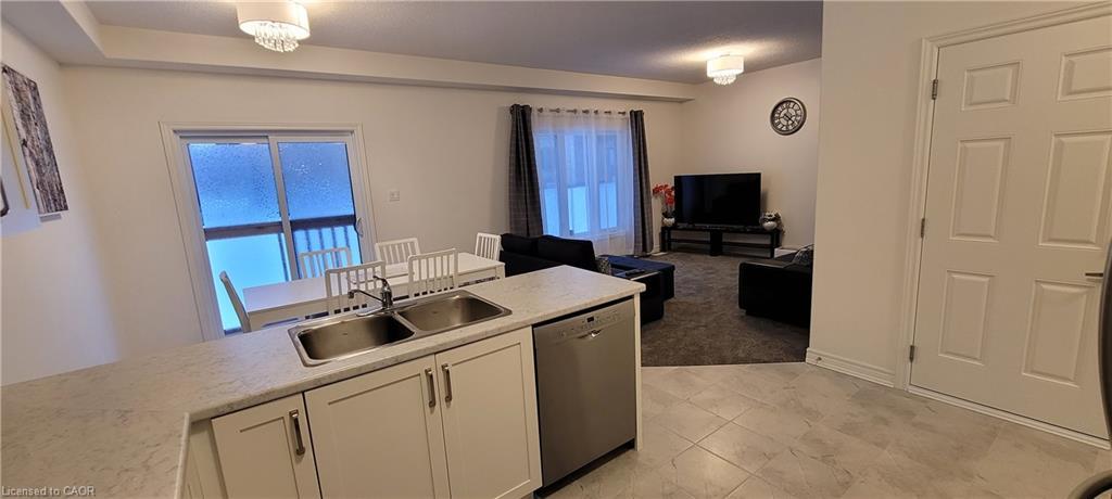 12 Mitchell Avenue, Collingwood, ON - Indoor Photo Showing Other Room