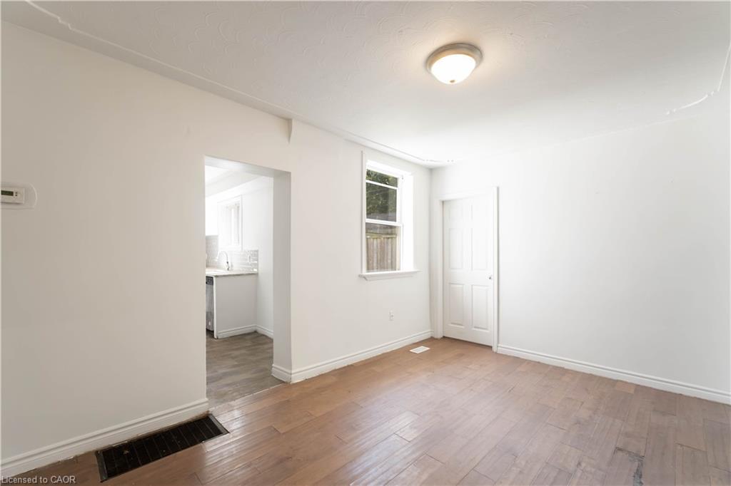 114 Ferguson Avenue N, Hamilton, ON - Indoor Photo Showing Other Room