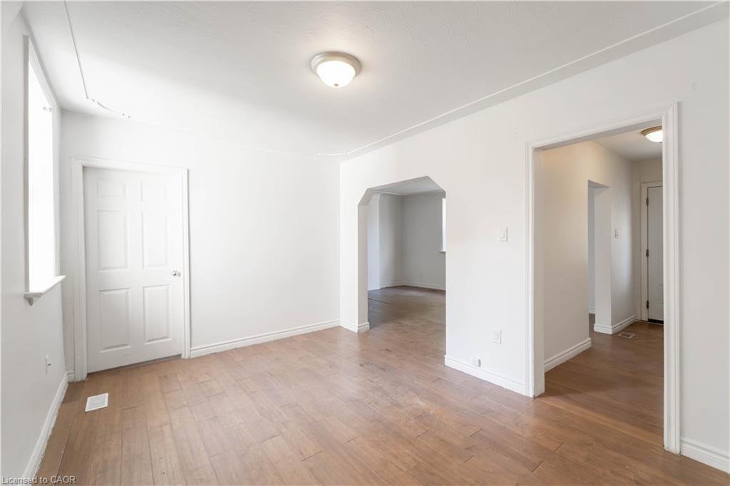 114 Ferguson Avenue N, Hamilton, ON - Indoor Photo Showing Other Room
