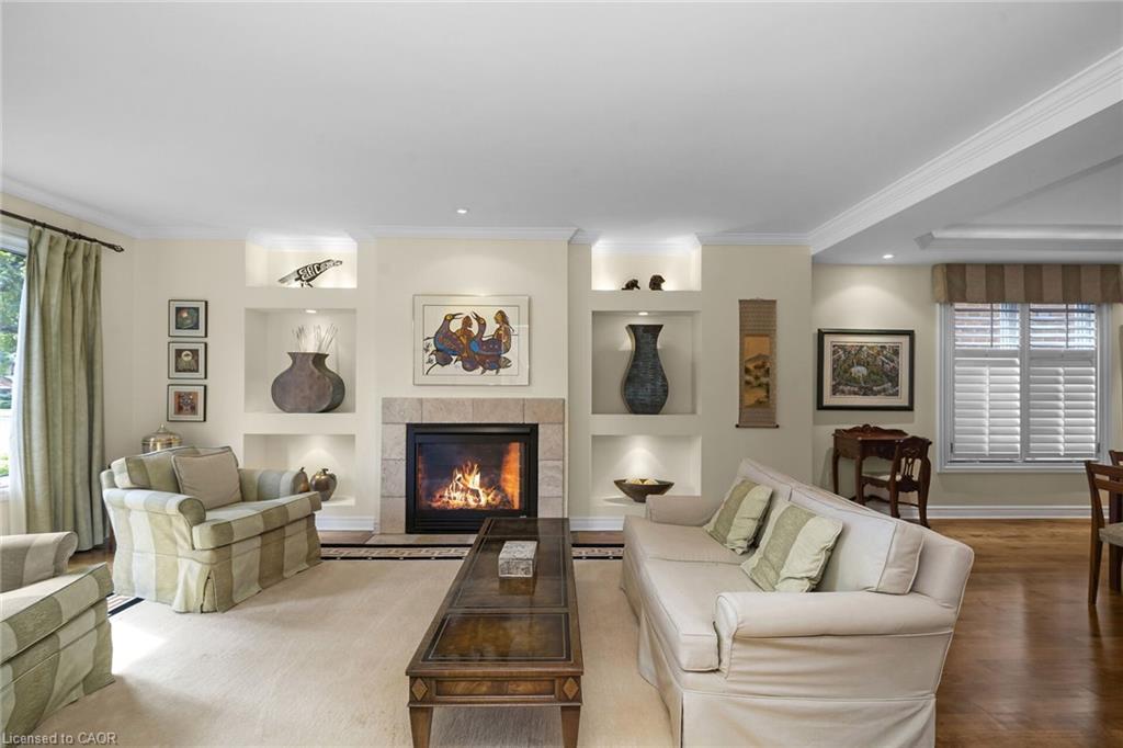 1574 Heritage Way, Oakville, ON - Indoor Photo Showing Living Room With Fireplace