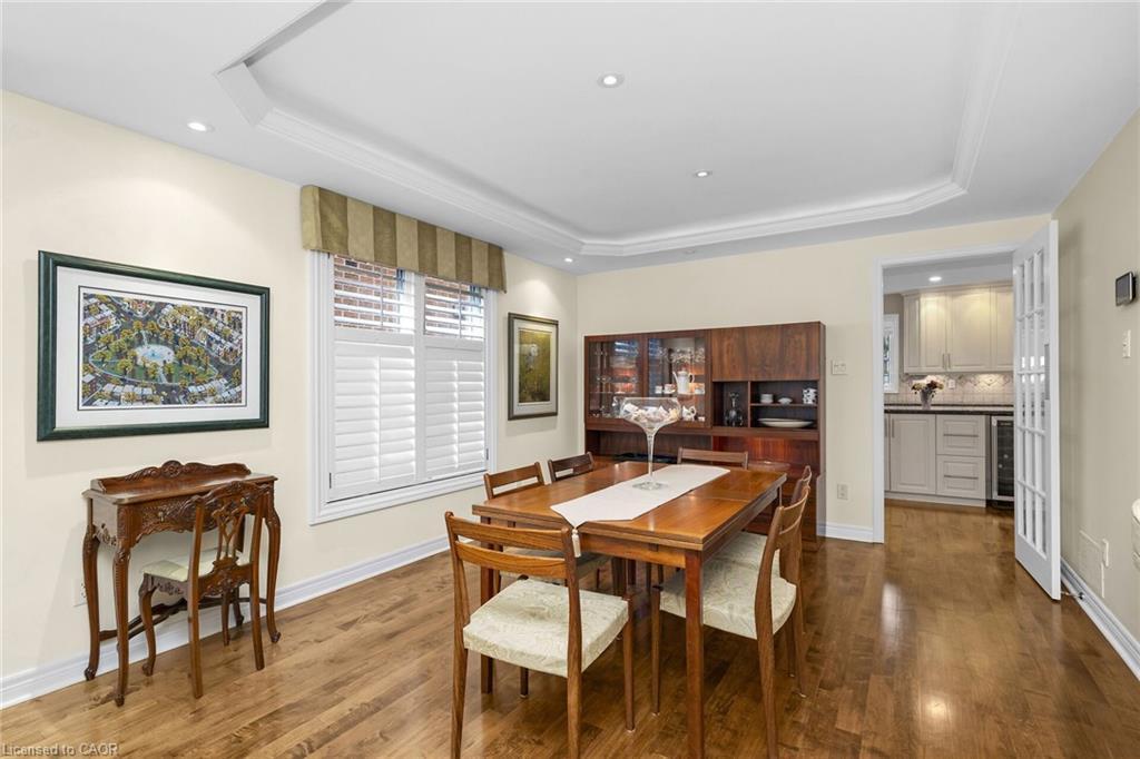 1574 Heritage Way, Oakville, ON - Indoor Photo Showing Dining Room