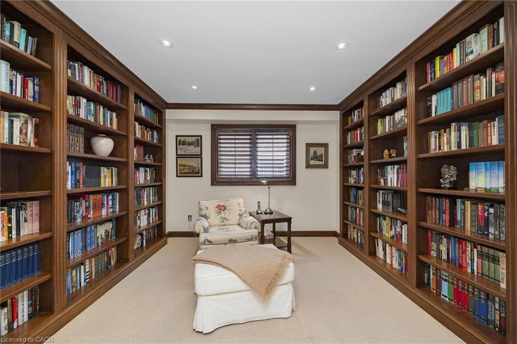 1574 Heritage Way, Oakville, ON - Indoor Photo Showing Office