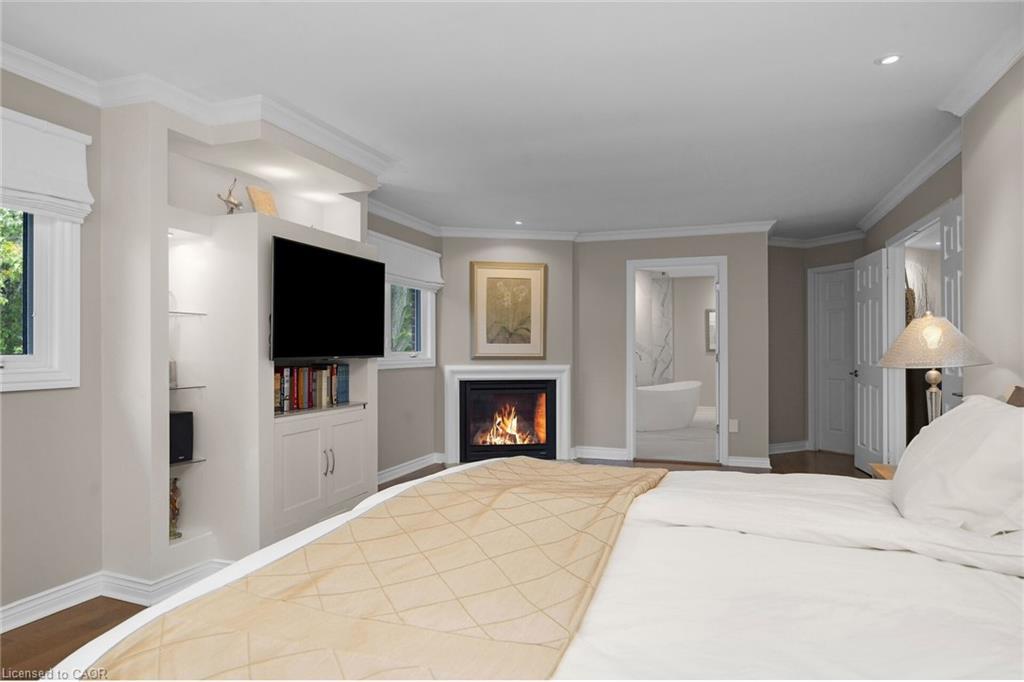 1574 Heritage Way, Oakville, ON - Indoor Photo Showing Other Room With Fireplace