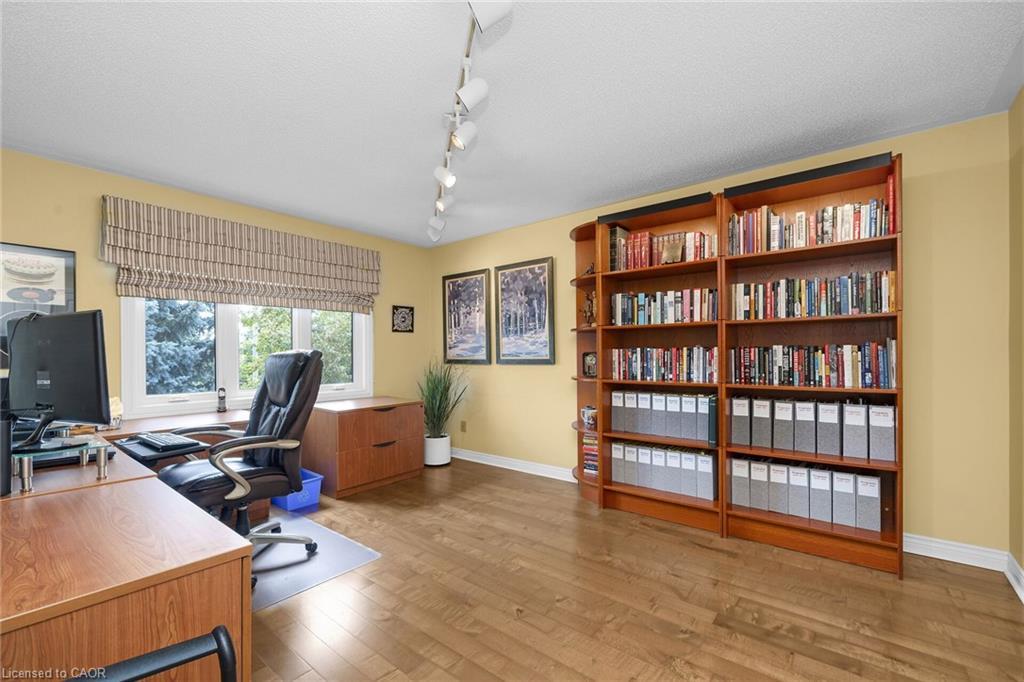 1574 Heritage Way, Oakville, ON - Indoor Photo Showing Office