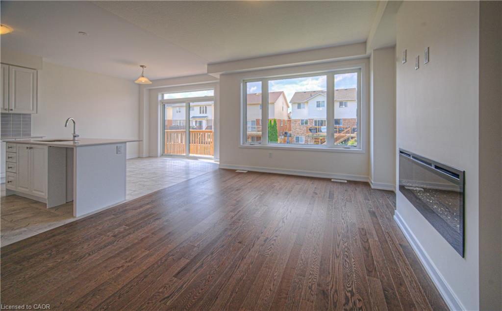 100 Moss Drive Drive, Cambridge, ON - Indoor With Fireplace