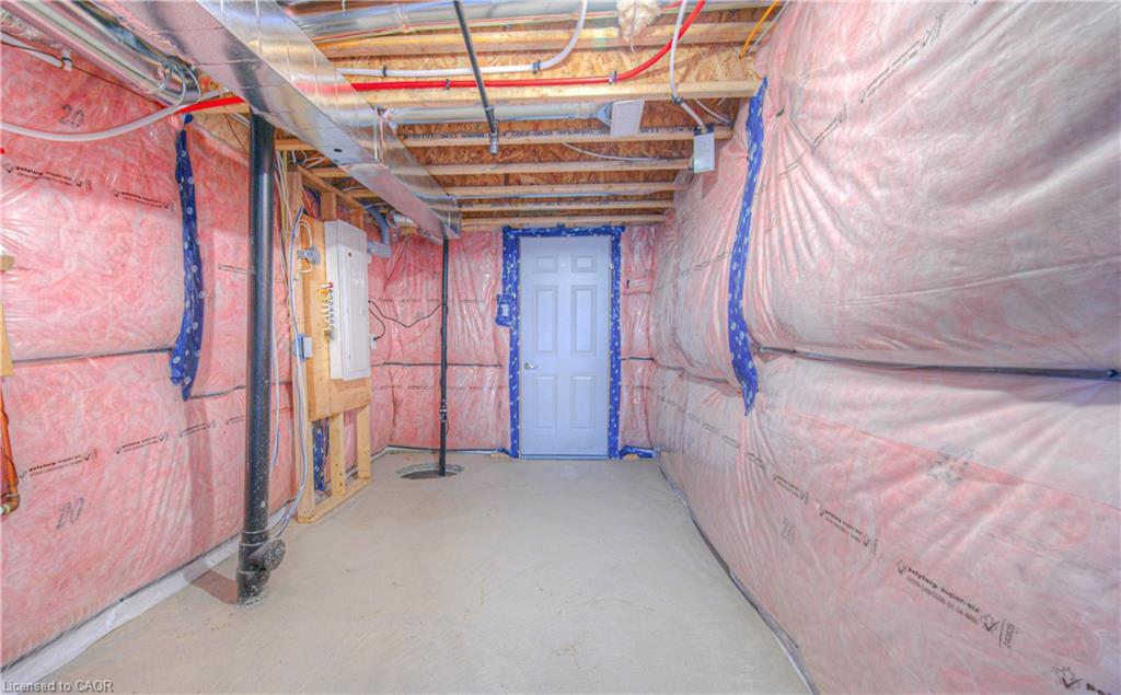 100 Moss Drive Drive, Cambridge, ON - Indoor Photo Showing Basement