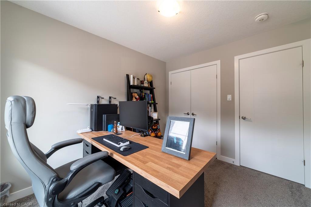 933 Robert Ferrie Drive, Kitchener, ON - Indoor Photo Showing Office