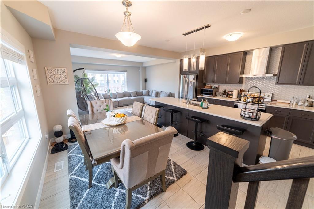 933 Robert Ferrie Drive, Kitchener, ON - Indoor