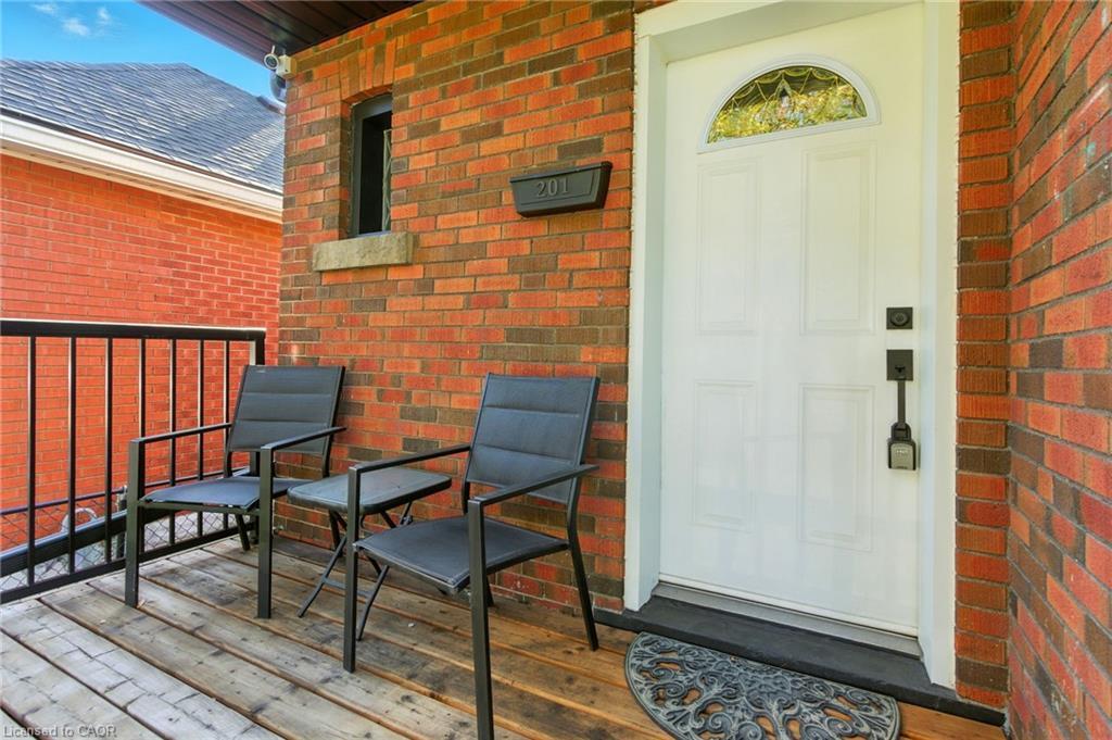 201 Fairfield Avenue, Hamilton, ON - Outdoor With Deck Patio Veranda With Exterior