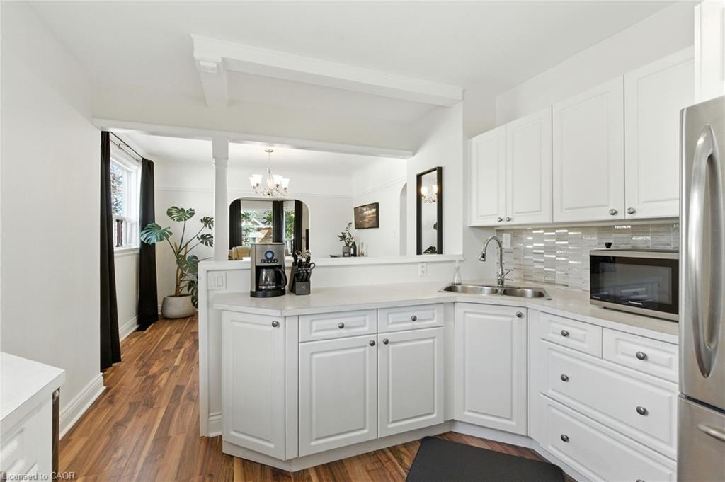 201 Fairfield Avenue, Hamilton, ON - Indoor Photo Showing Kitchen With Double Sink