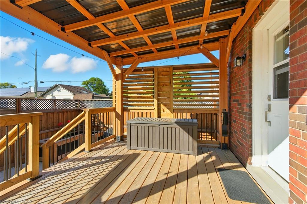 201 Fairfield Avenue, Hamilton, ON - Outdoor With Deck Patio Veranda With Exterior